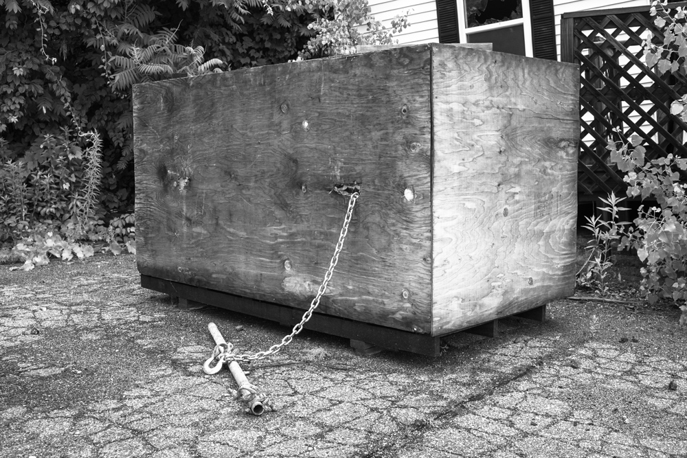 Box with Chain