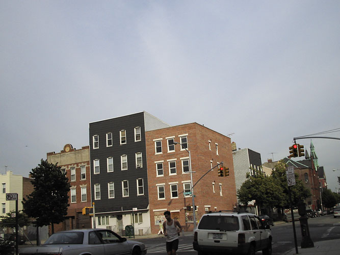06-11-04_001.jpg